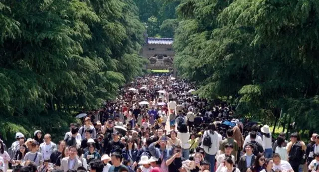 王凯暴瘦15斤出演国安剧《交锋》聚焦1999闽州港解码器窃密案 - 细节速览